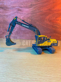 Thumbnail for Excavadora De Orugas Volvo EC220D Escala 1:50 (Pre - Venta) - KATZER