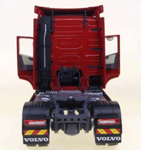 Thumbnail for Tracto Camión Volvo FH Escala 1:24 (Modelo Descontinuado)