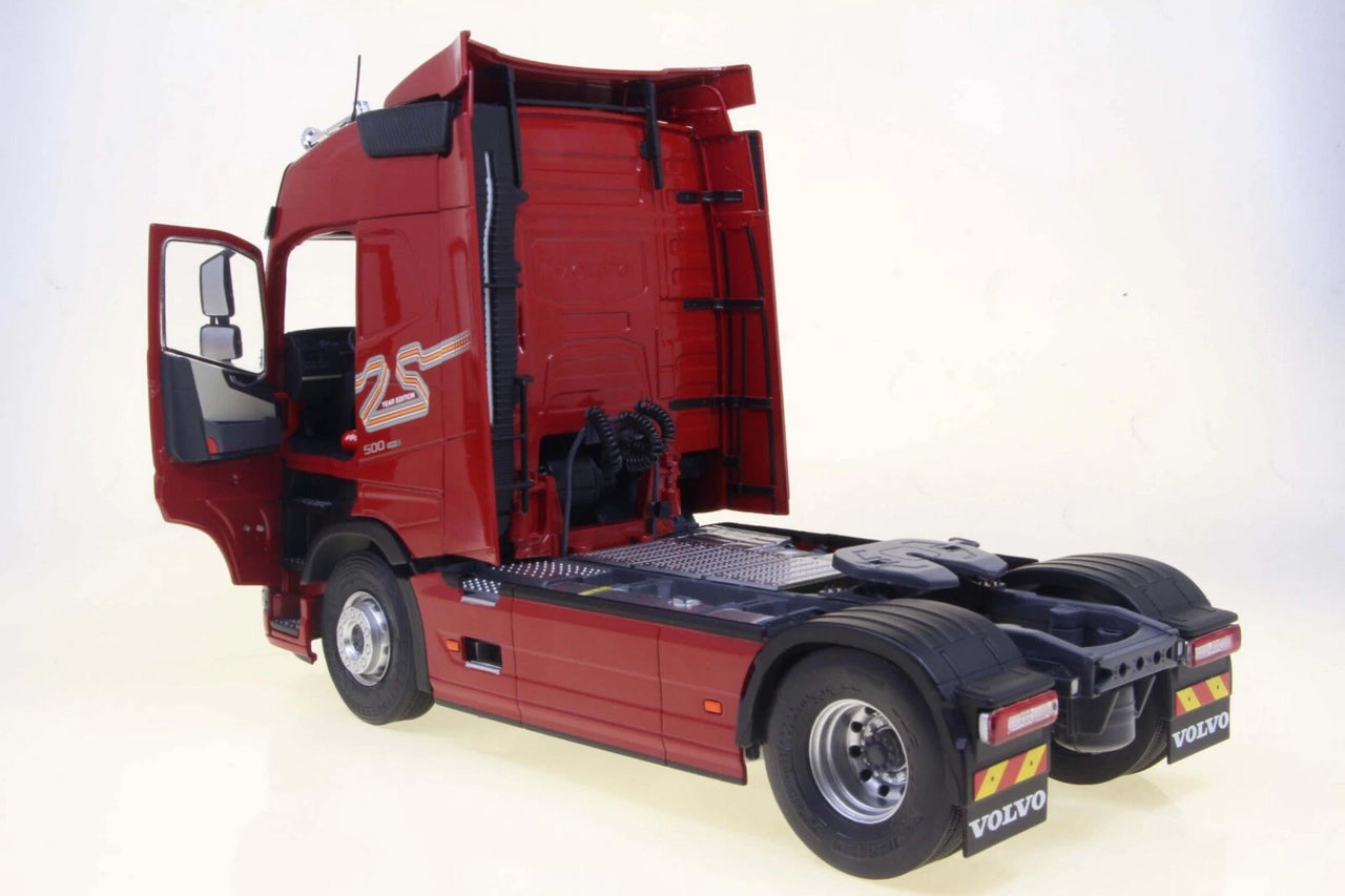 Tracto Camión Volvo FH Escala 1:24 (Modelo Descontinuado)