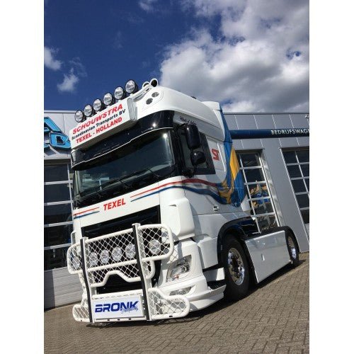 01-3571 Tracto DAF XF 4X2 Schouwstra Escala 1:50 (Modelo Descontinuado) - KATZER