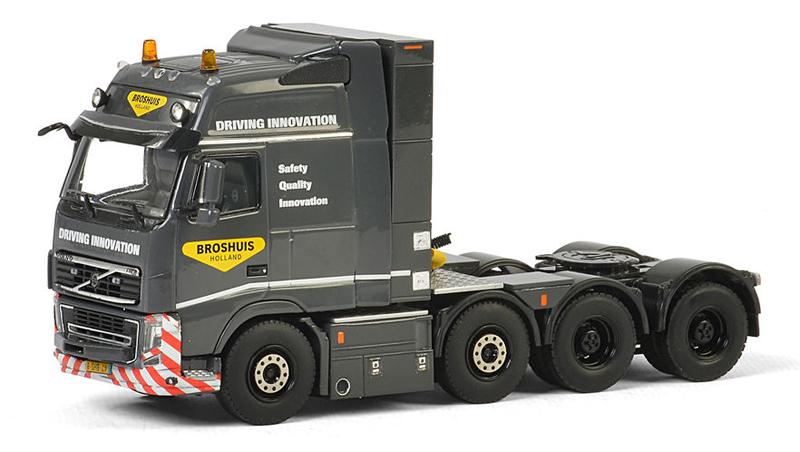 04-2030 Tracto Volvo FH3 Globetrotter XXL Escala 1:50 - KATZER