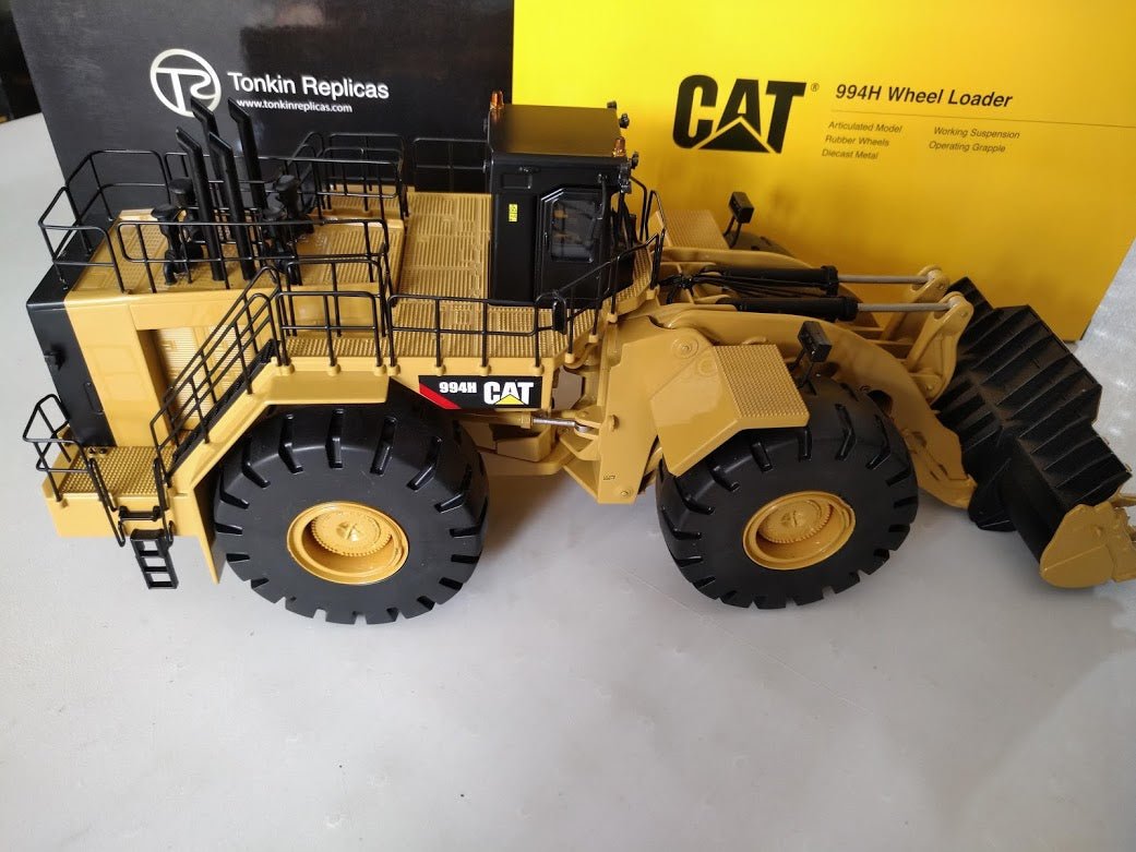 10008 Cargador De Ruedas Cat 994H Escala 1:50 (Modelo Descontinuado) - KATZER