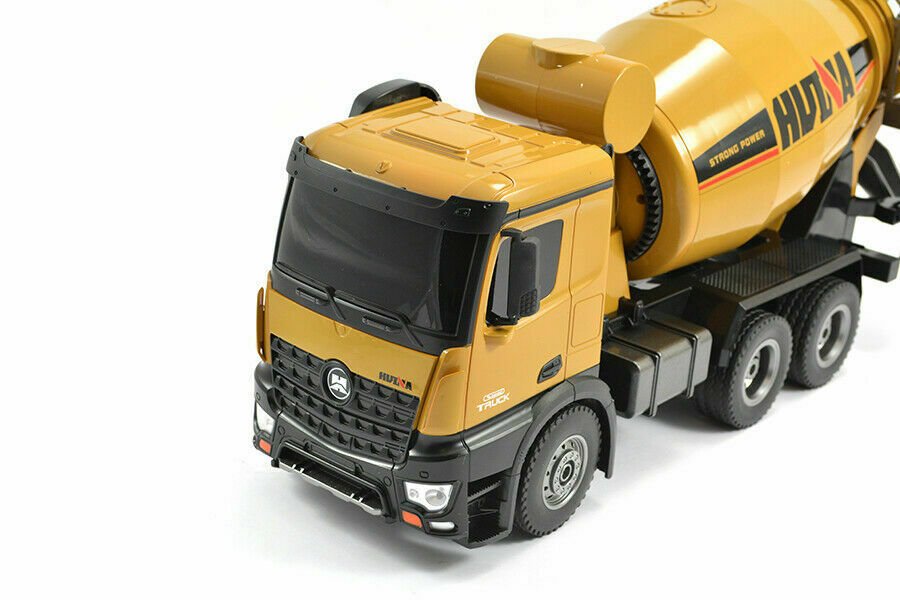 1574 Mezclador de Concreto A Control Remoto Escala 1:14 - KATZER
