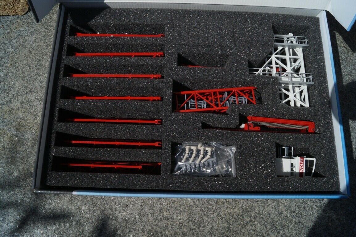 2034 Grúa Torre Wolffkran 7543 Escala 1:87 (Pre Venta) - KATZER