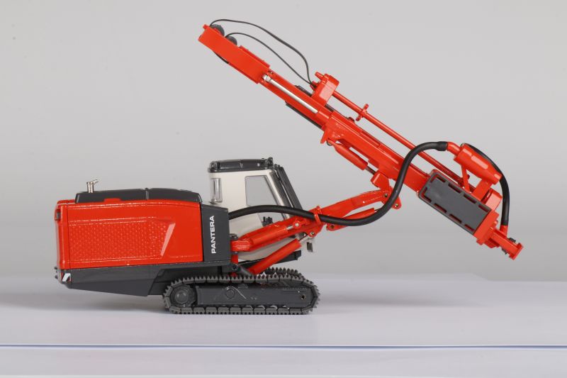 2508 Perforadora Sandvik DP1500 Escala 1:50 (Modelo Descontinuado) - KATZER