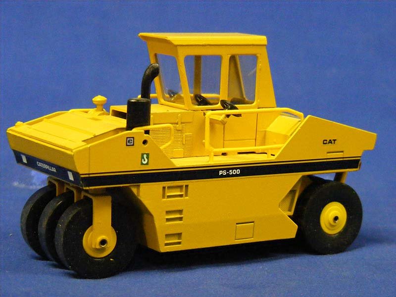 2741-2 Rodillo De Ruedas Caterpillar P-500 Escala 1:50 (Modelo Descontinuado) - KATZER