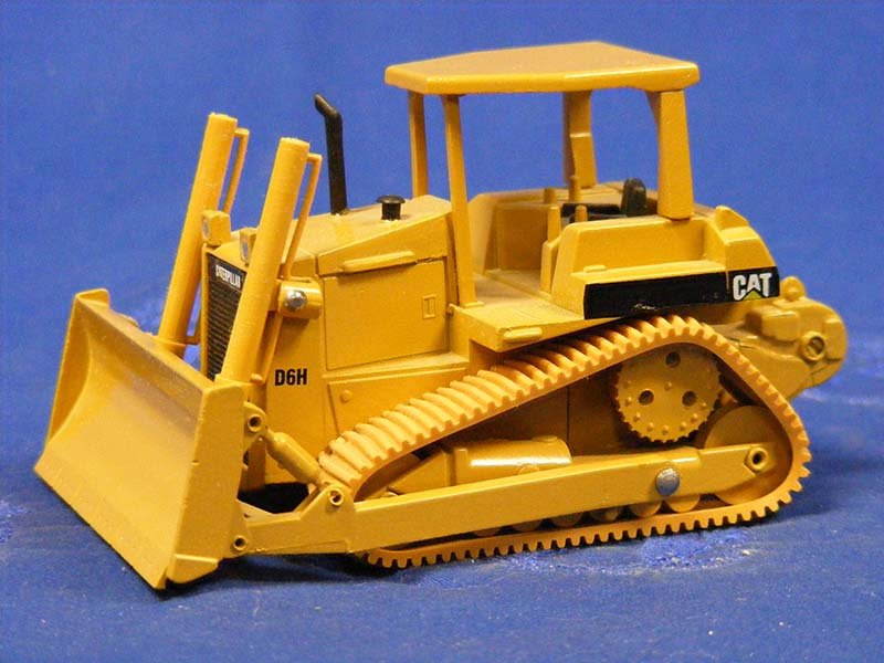 2851W-R Tractor De Orugas Caterpillar D6H Escala 1:50 (Modelo Descontinuado) - KATZER