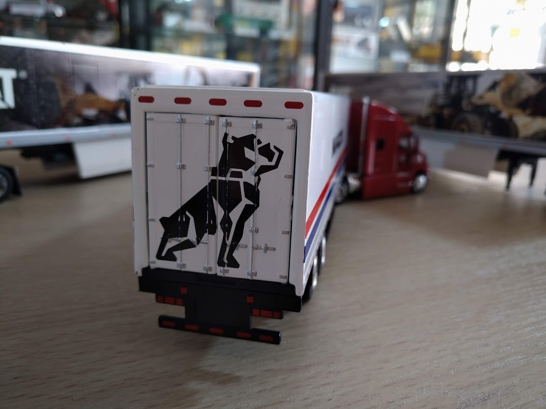 30193 Trailer Mack Performance Tour 2018 Escala 1:64 (Modelo Descontinuado) - KATZER