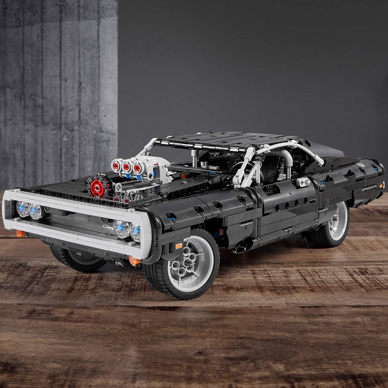42111 LEGO Technic Auto Fast & Furious Dom's Dodge Charger (1077 Piezas) - KATZER