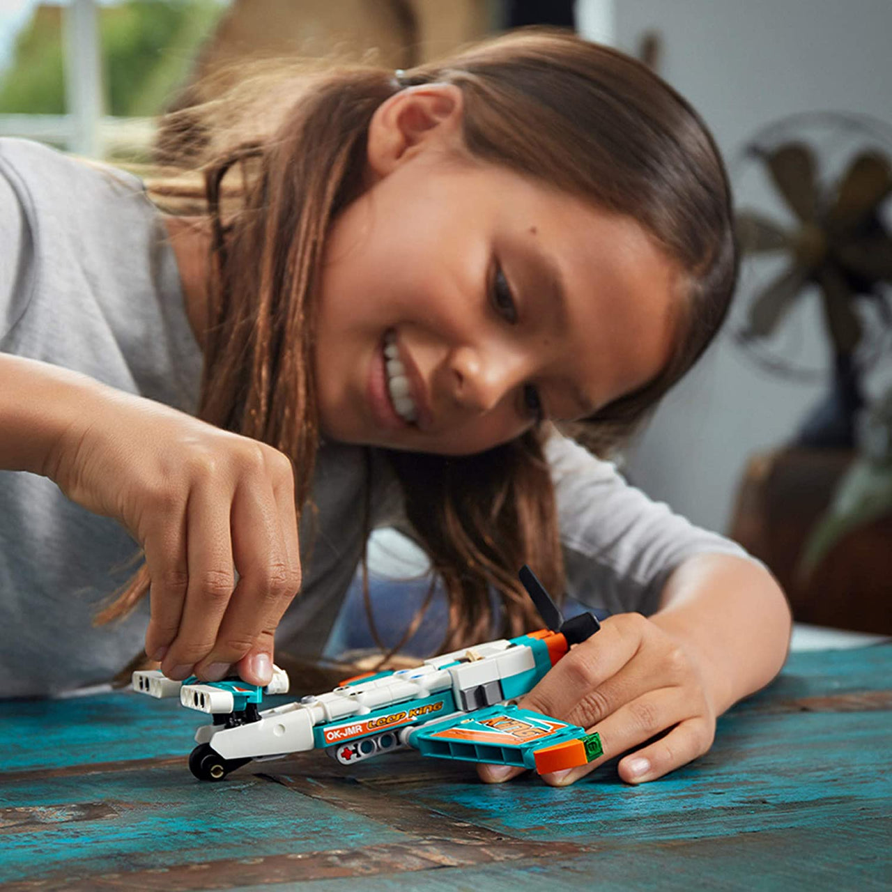 42117 LEGO Technic Avioneta Race Plane (154 Piezas) - KATZER