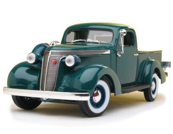 Studebaker Coupe Express Pick Up Escala 1:18
