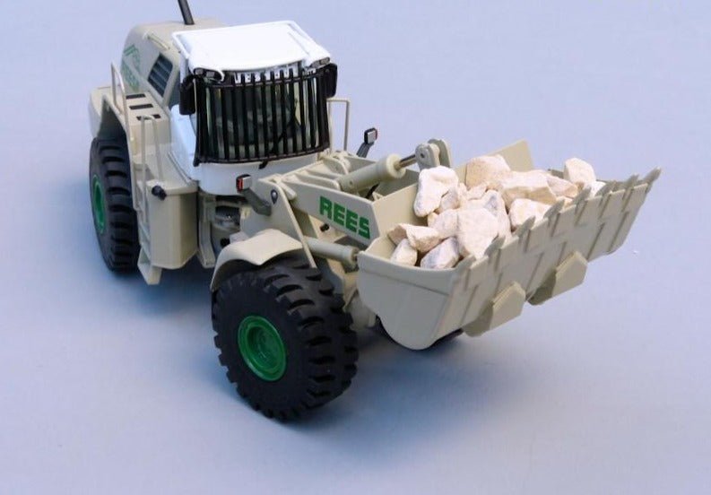 Cargador De Ruedas Liebherr L586 Escala 1:50 (Modelo Descontinuado)