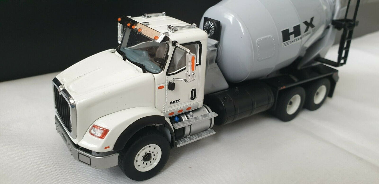 International HX615 Concrete Mixer 1:50 Scale (Discontinued Model)