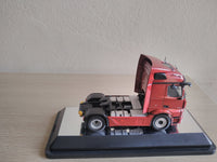 Thumbnail for Tracto Mercedes-Benz FH23 StreamSpace 4x2 Escala 1:50 (Modelo Descontinuado)