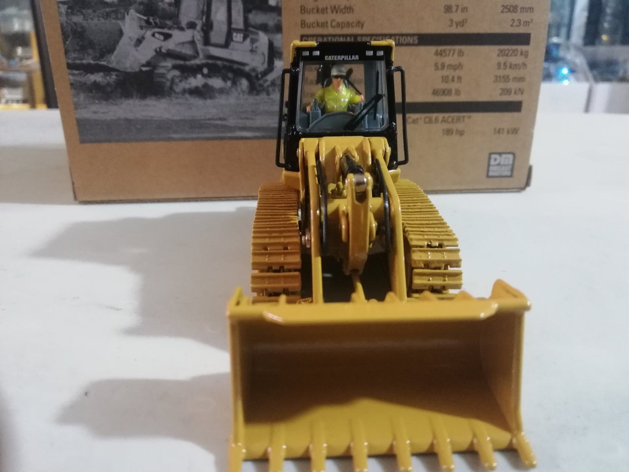 Cargador De Orugas  963D Escala 1:50 (Modelo Descontinuado)