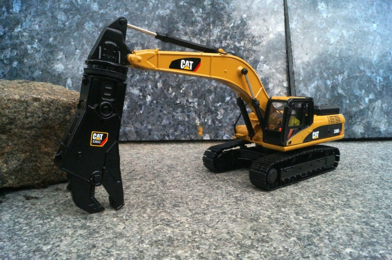 Excavadora Con Cizalla  330D L Escala 1:50 (Modelo Descontinuado)