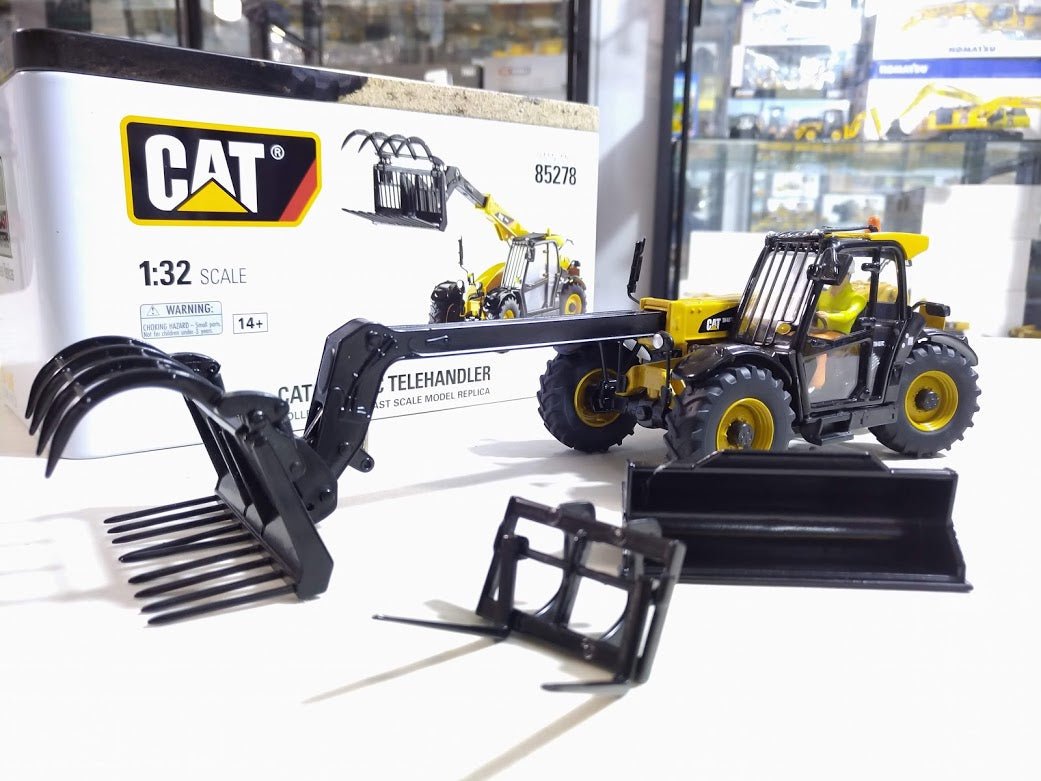 Telehandler TH407C Scale 1:32 (Discontinued Model)