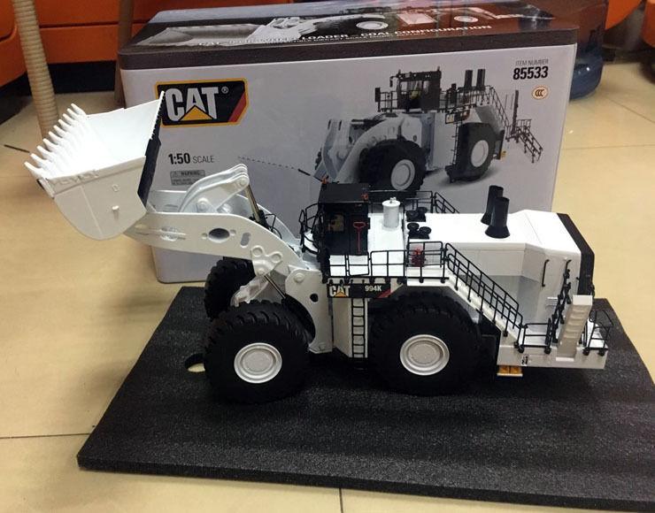 85533 Cargador de Ruedas Cat 994K Escala 1:50 (Modelo Descontinuado) - KATZER
