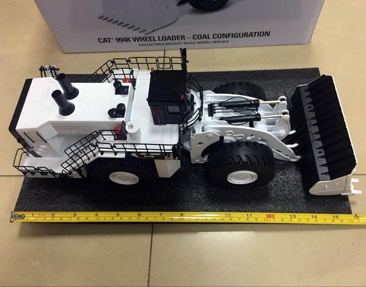 85533 Cargador de Ruedas Cat 994K Escala 1:50 (Modelo Descontinuado) - KATZER