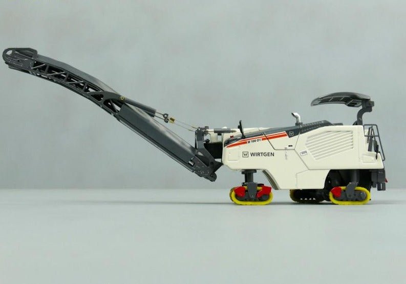 947 Fresadora De Asalto Wirtgen W100 Escala 1:50 (Modelo Descontinuado) - KATZER