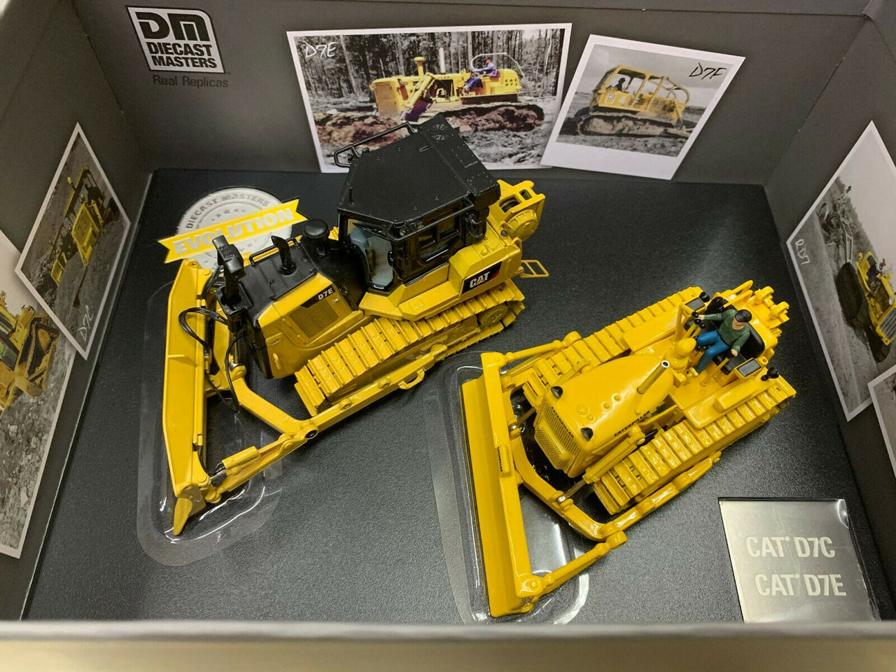 Tractor De Orugas  D7C & D7E Escala 1:50 (Modelo Descontinuado)