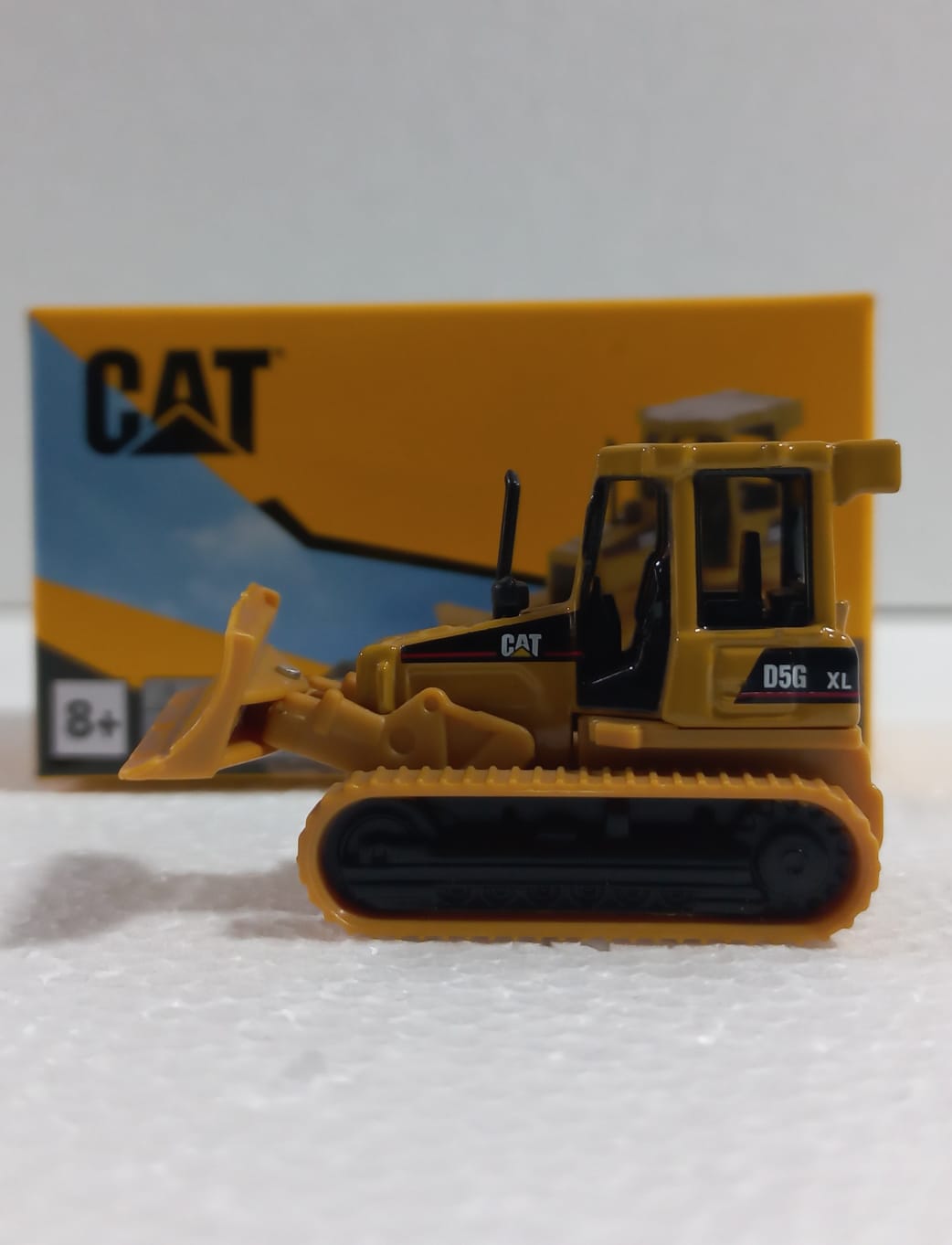 D5G XL Crawler Tractor - Microbuilder