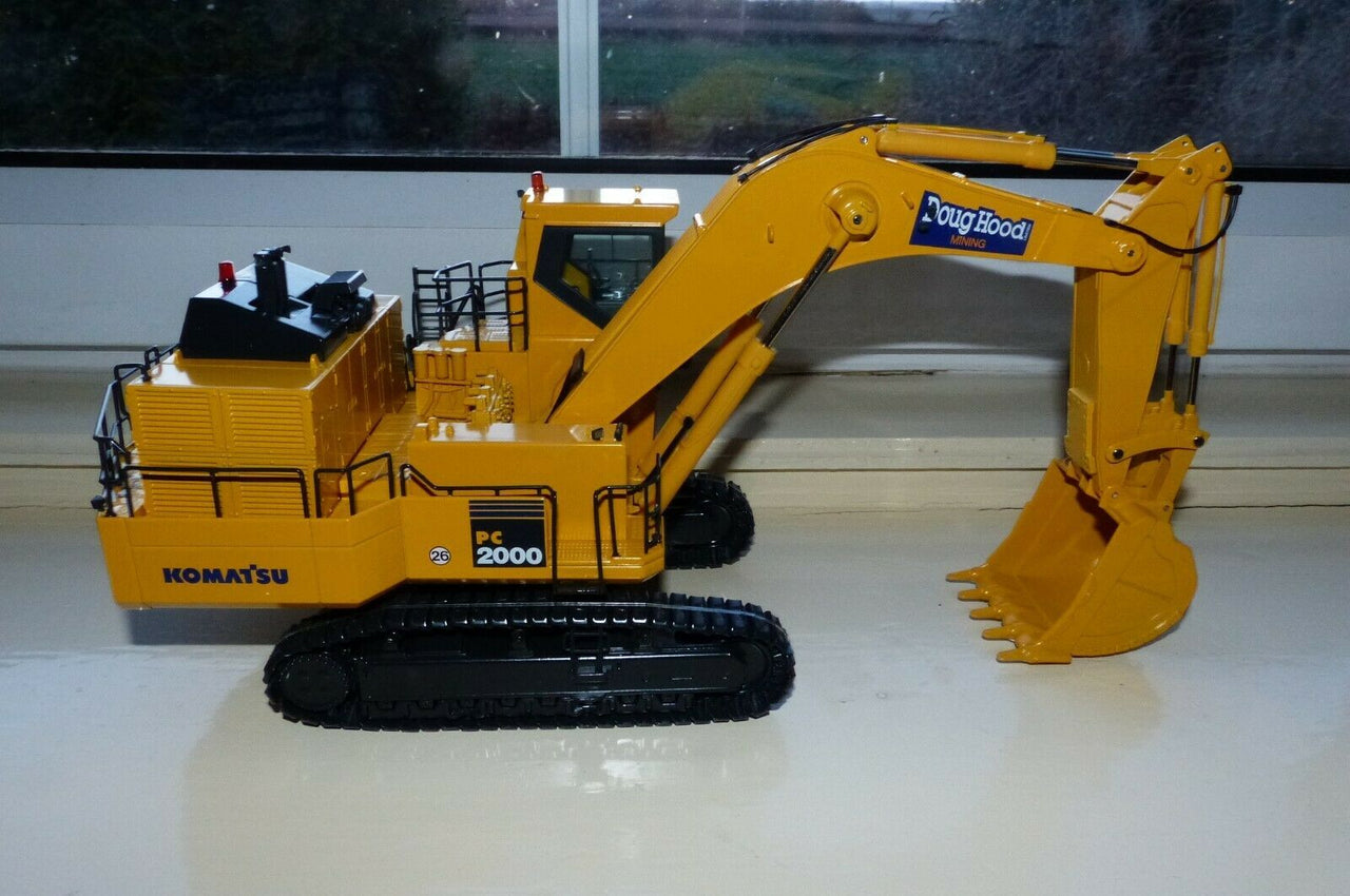 Excavadora Komatsu PC2000-8 Escala 1:50 (Modelo Descontinuado) - KATZER