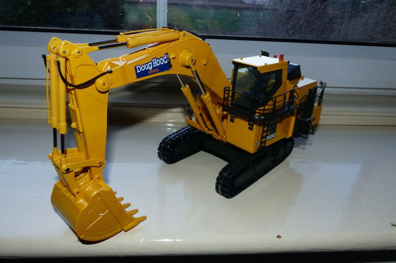 Excavadora Komatsu PC2000-8 Escala 1:50 (Modelo Descontinuado) - KATZER
