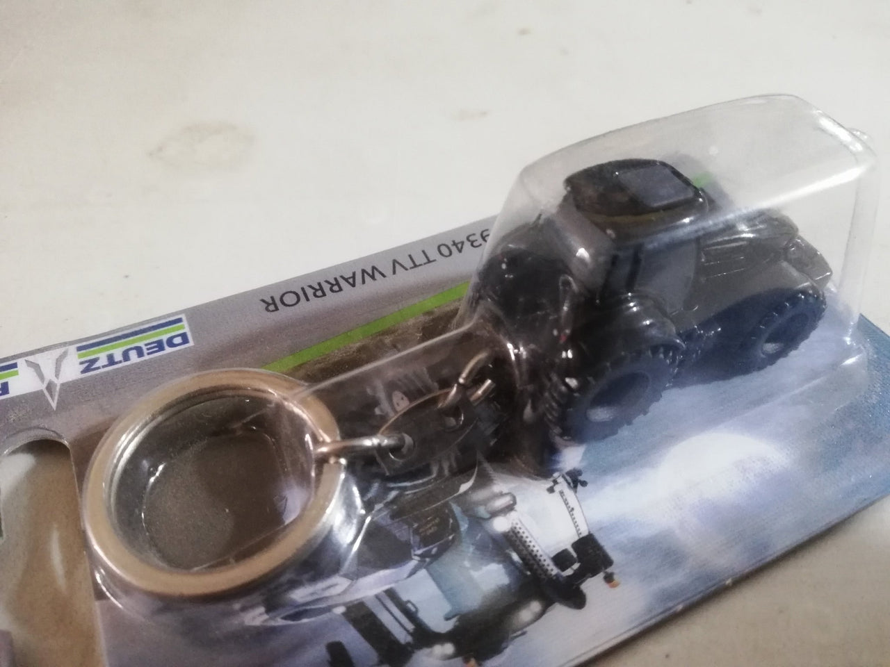 Llavero Deutz-Fahr Agrotron 9340 TTV Warrior Edition - UH5849 - KATZER