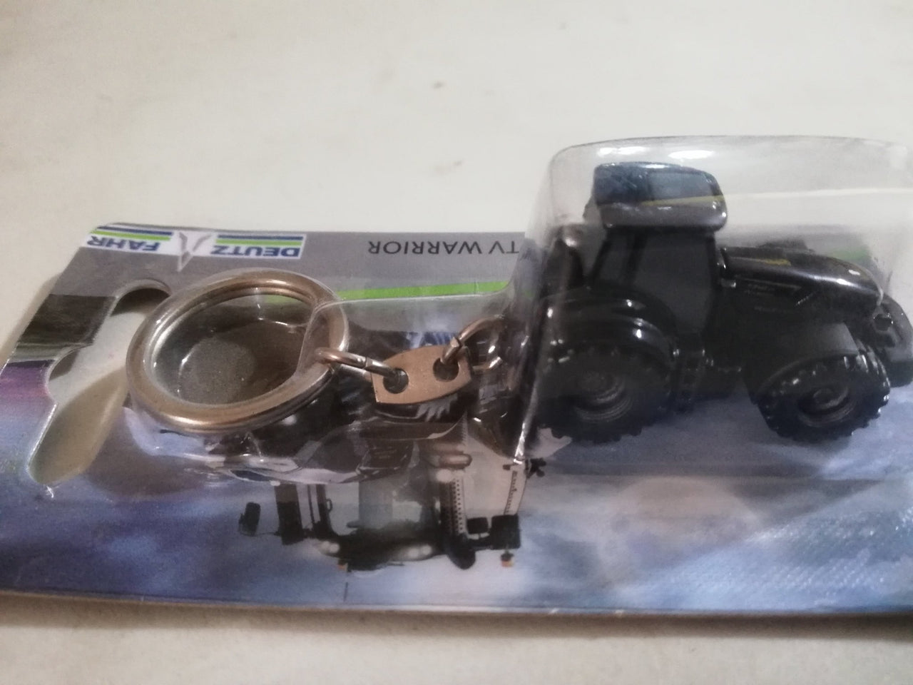 Llavero Deutz-Fahr Agrotron 9340 TTV Warrior Edition - UH5849 - KATZER