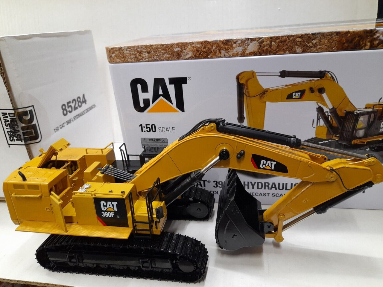 Excavadora Hidráulica 390F L Escala 1:50 (Modelo Descontinuado)