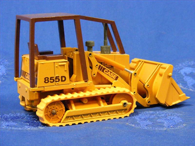 Tractor De Orugas Case 855D Escala 1:35 (Modelo Descontinuado) - KATZER
