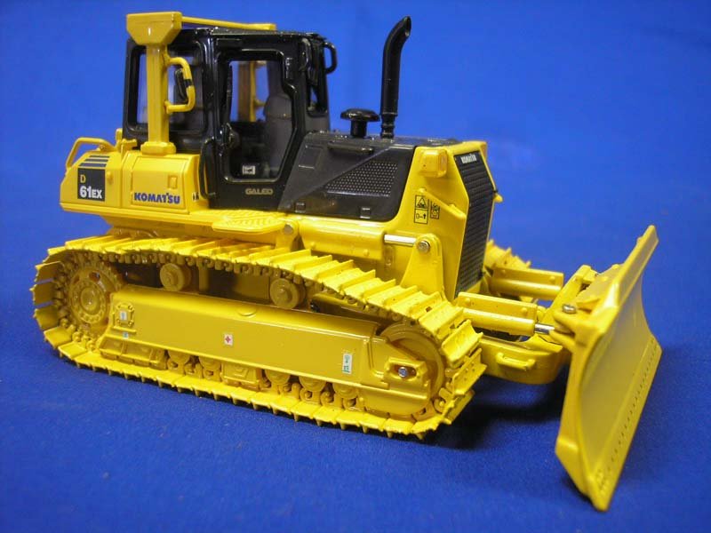UHL8000 Tractor De Orugas Komatsu D61 EX Escala 1:50 (Modelo Descontinuado) - KATZER