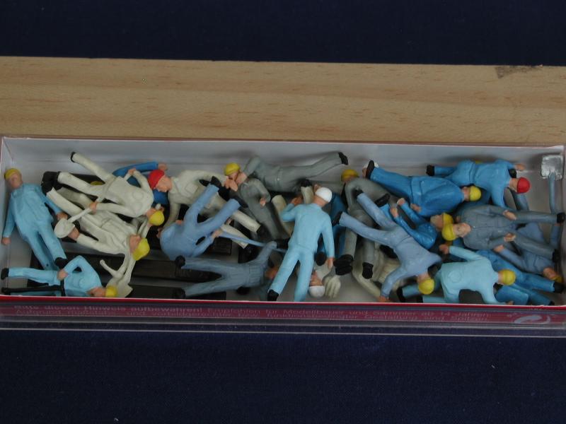 24 Trabajadores Escala 1:87