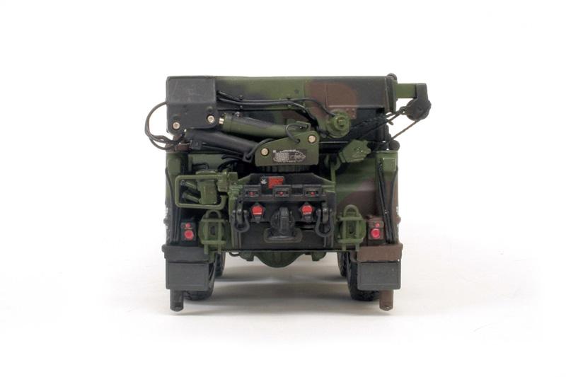 Camión Militar De Transporte Oshkosh HEMTT M985 Escala 1:50 (Modelo Descontinuado)