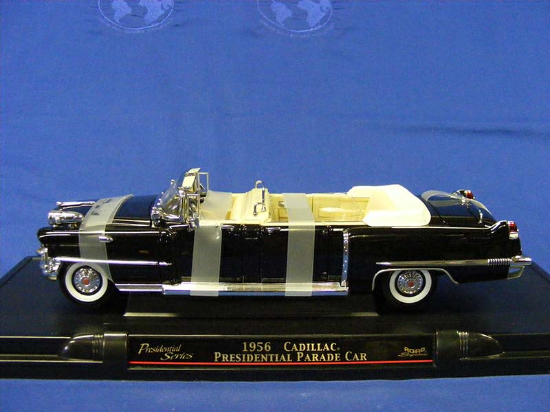 31260R Car Ford Mustang 1967 GT Scale 1:24 (Special Edition)