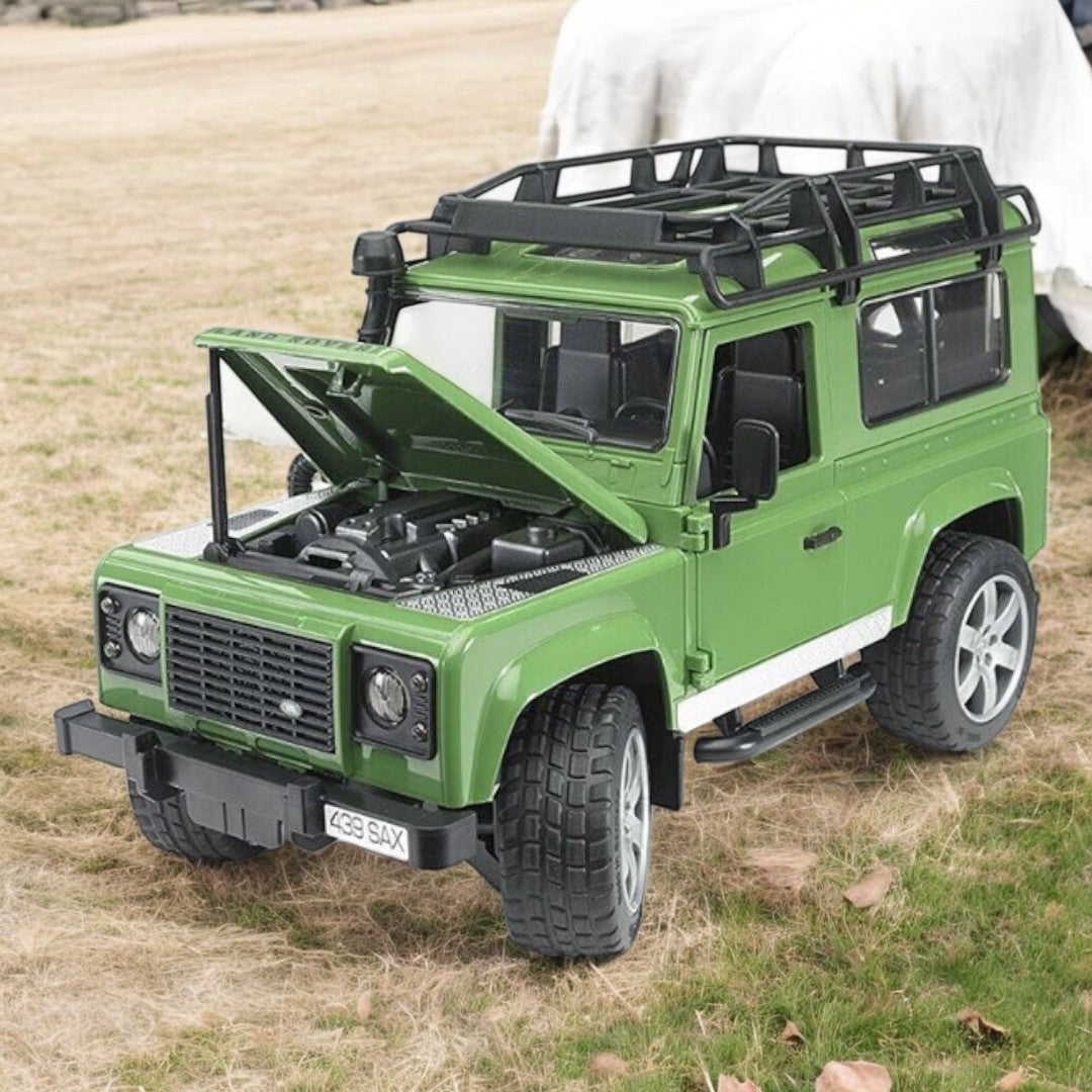 Camioneta Land Rover Escala 1:16
