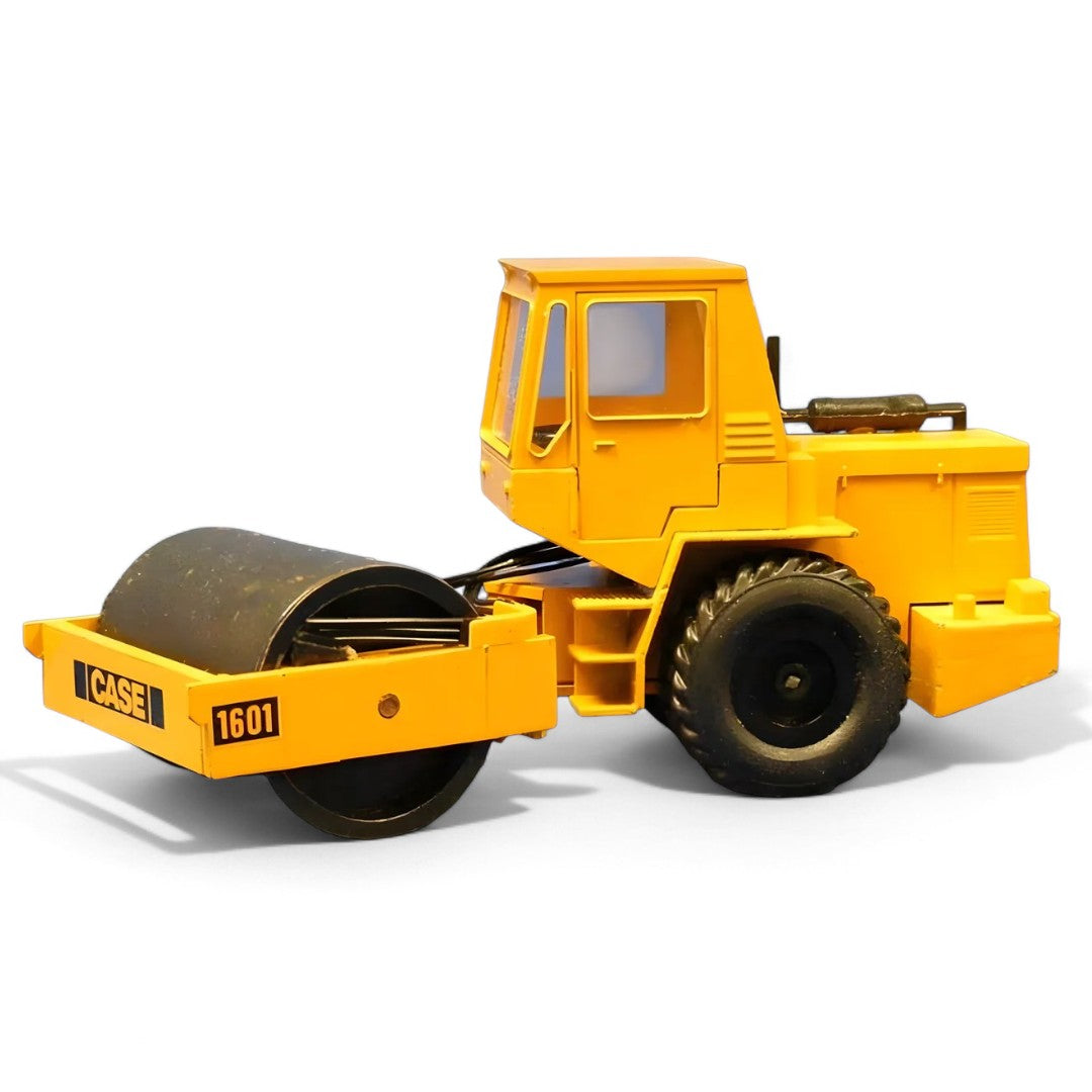 Rodillo Compactador Case W1601 Escala 1:35 (Modelo Descontinuado)