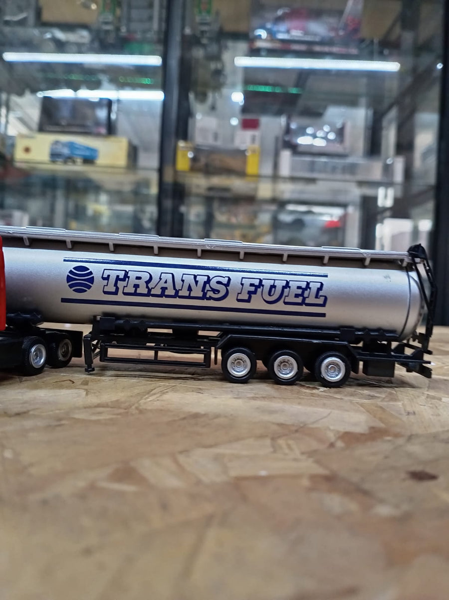 Tráiler Mack Granite Trans Fuel Escala 1:87 (Modelo Descontinuado)