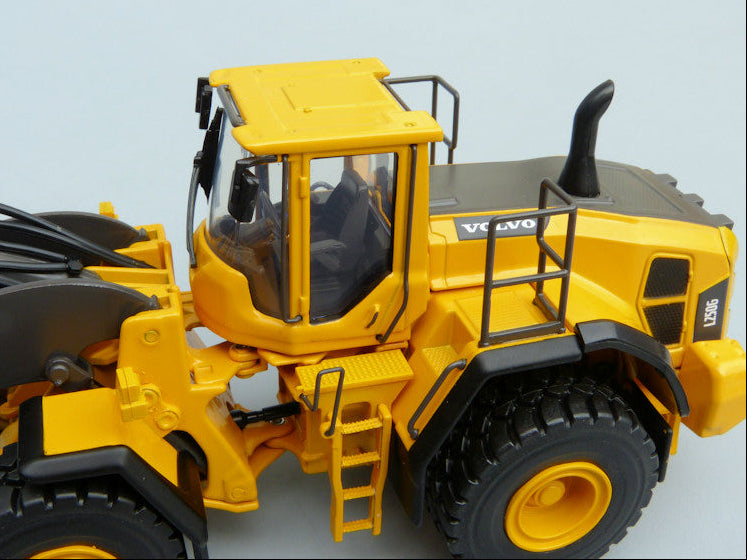 Cargador De Ruedas Volvo L250G Escala 1:50 (Modelo Descontinuado)