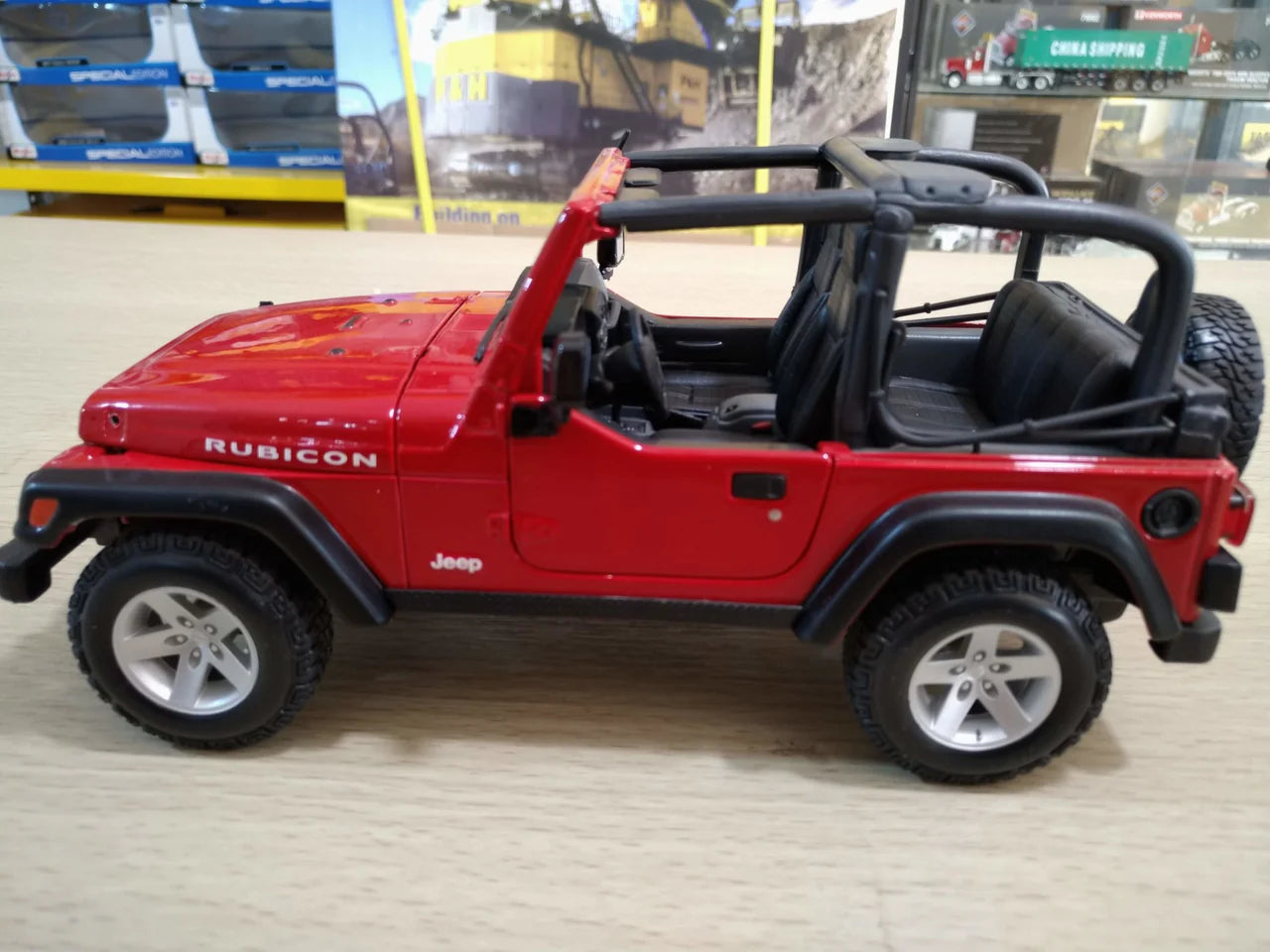 Auto Jeep Wrangler Rubicon Escala 1:18