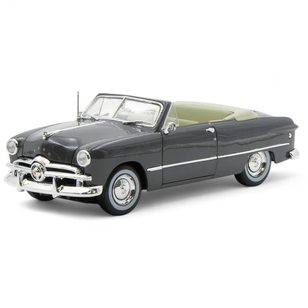 Ford Convertible Año 1949 Escala 1:18 Edición Especial (Modelo Descontinuado)