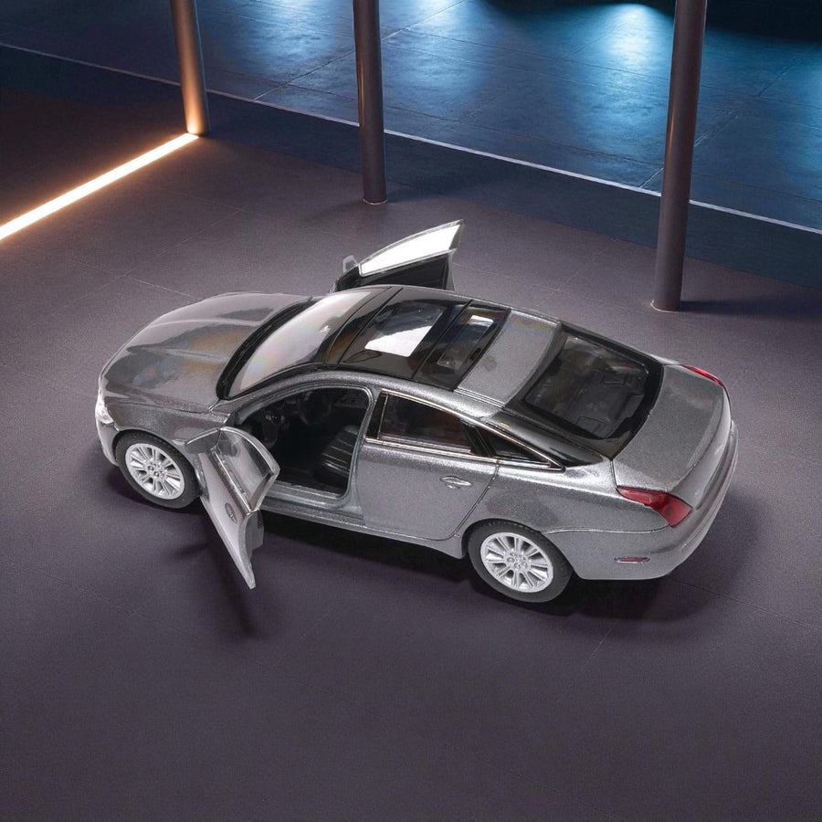 Auto Jaguar XJ Año 2010 Escala 1:34 (Modelo Descontinuado)