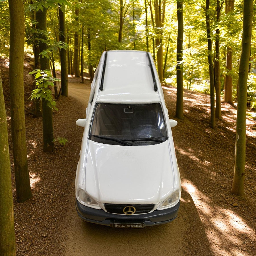 Auto Mercedes Benz ML 320 M-Class Escala 1:38 (Modelo Descontinuado)