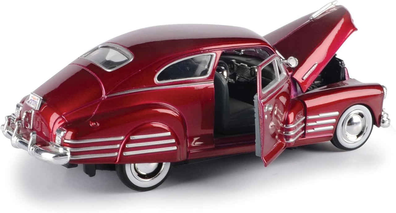 Chevrolet Coupe Car Year 1939 Scale 1:24