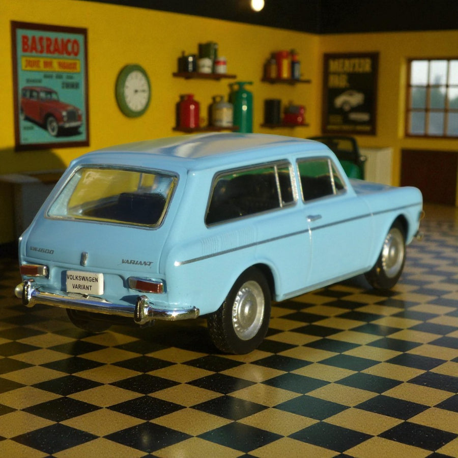 Auto Volkswagen Variant Escala 1:43 (Modelo Descontinuado)