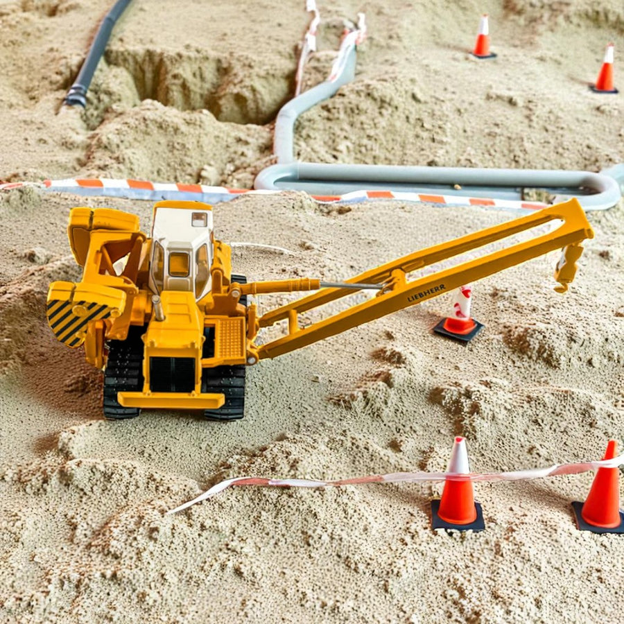 Tractor Tiende Tubos Liebherr RL64 Escala 1:87 (Modelo Descontinuado)