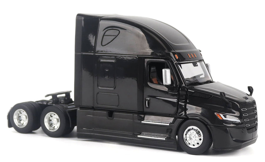 Freightliner New Cascadia Truck Tractor 1:50 Scale (Discontinued Model)