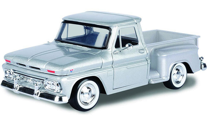 Ghostbusters Car ECTO-1 Scale 1:24