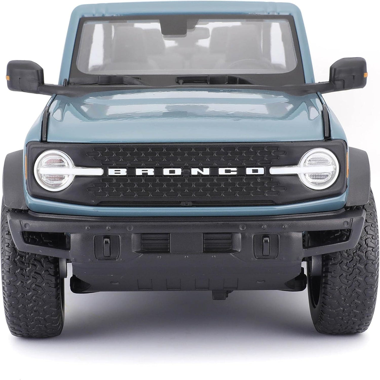 31457OR Car Ford Bronco Badlands 2021 Scale 1:18